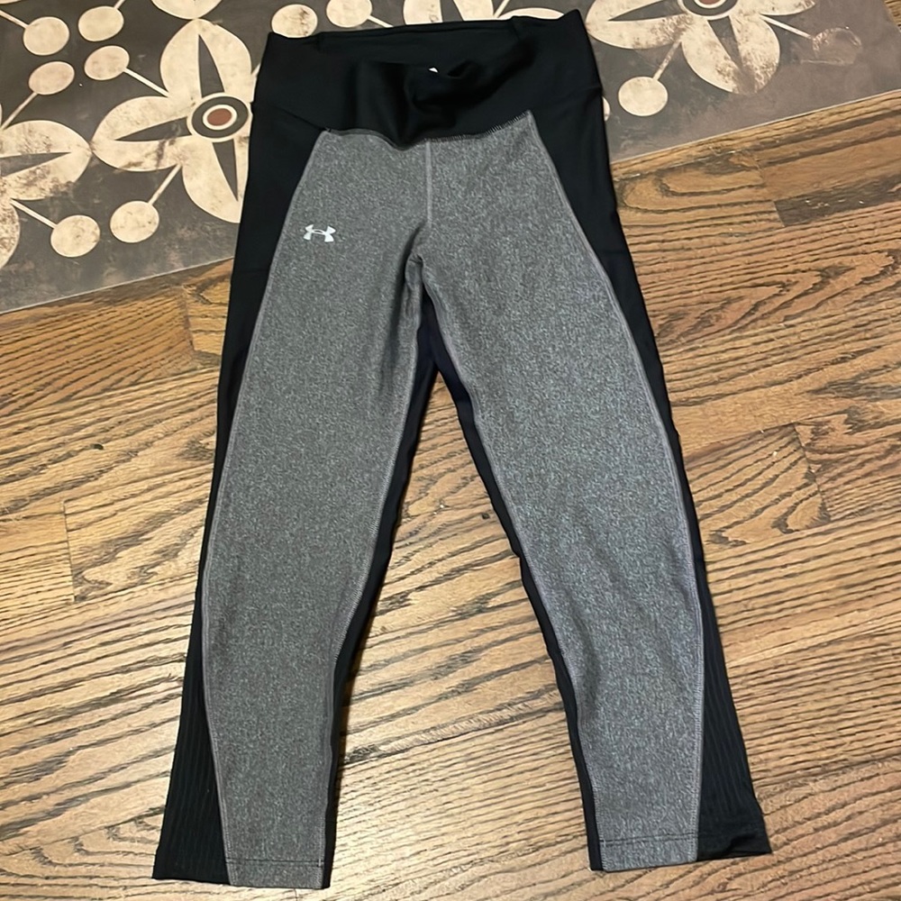 Under Amour 3/4 Length Leggings Sz Small